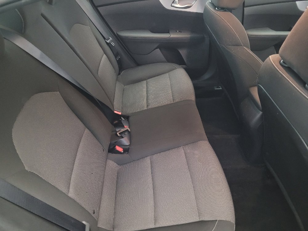 Used 2023 Kia Forte LXS image 19