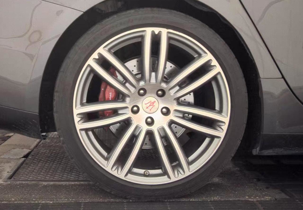 Used 2016 Maserati Ghibli S Q4 AWD/4WD image 11