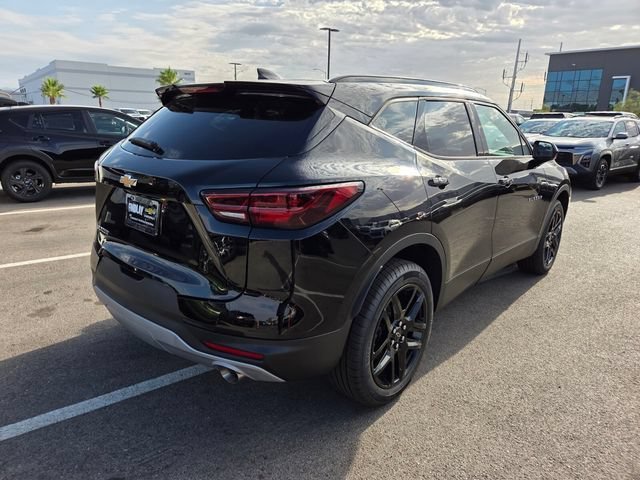 New 2026 Chevrolet Blazer LT w/ Convenience Package FWD image 4