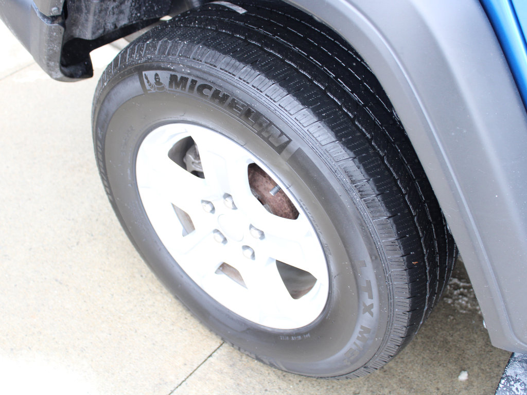 Certified 2021 Jeep Wrangler Unlimited Sport image 38