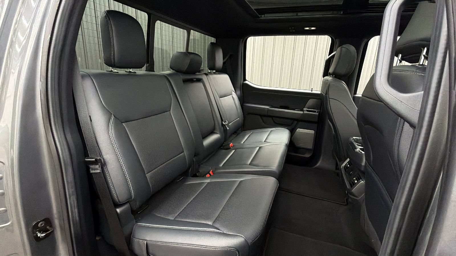 Used 2026 Ford F150 Lariat AWD/4WD image 39