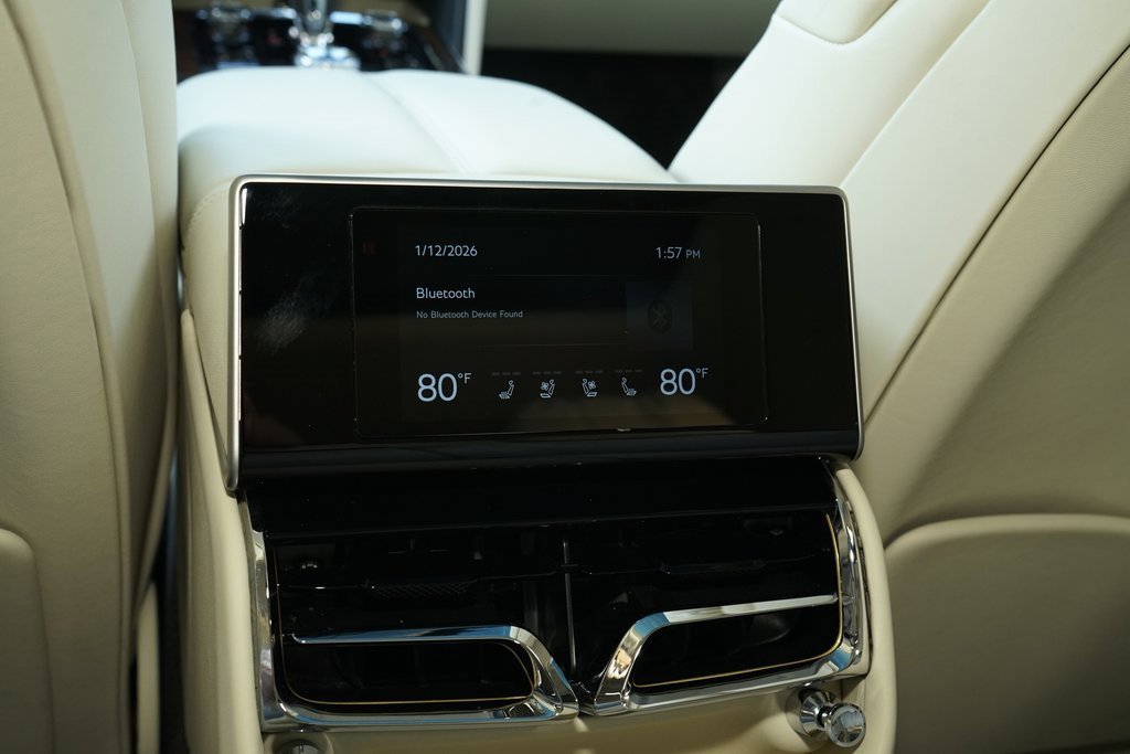 Used 2021 Bentley Flying Spur V8 image 22