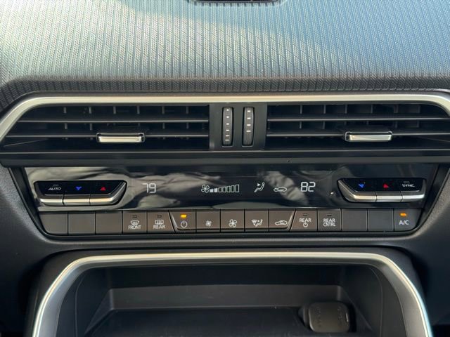 Used 2025 MAZDA CX-90 3.3 Turbo w/ Select Package image 13