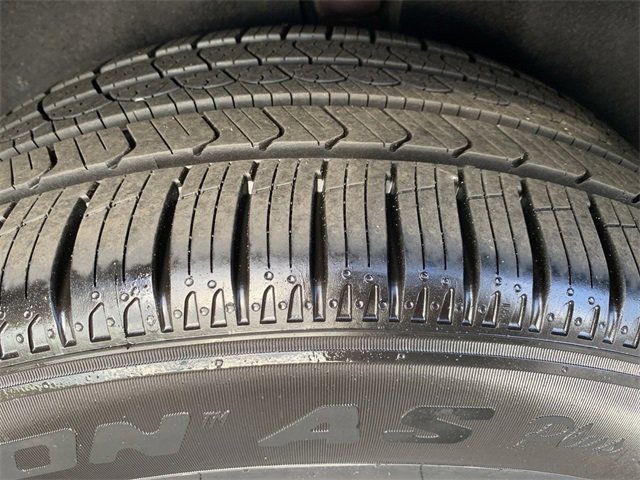 Used 2021 Porsche Macan image 36