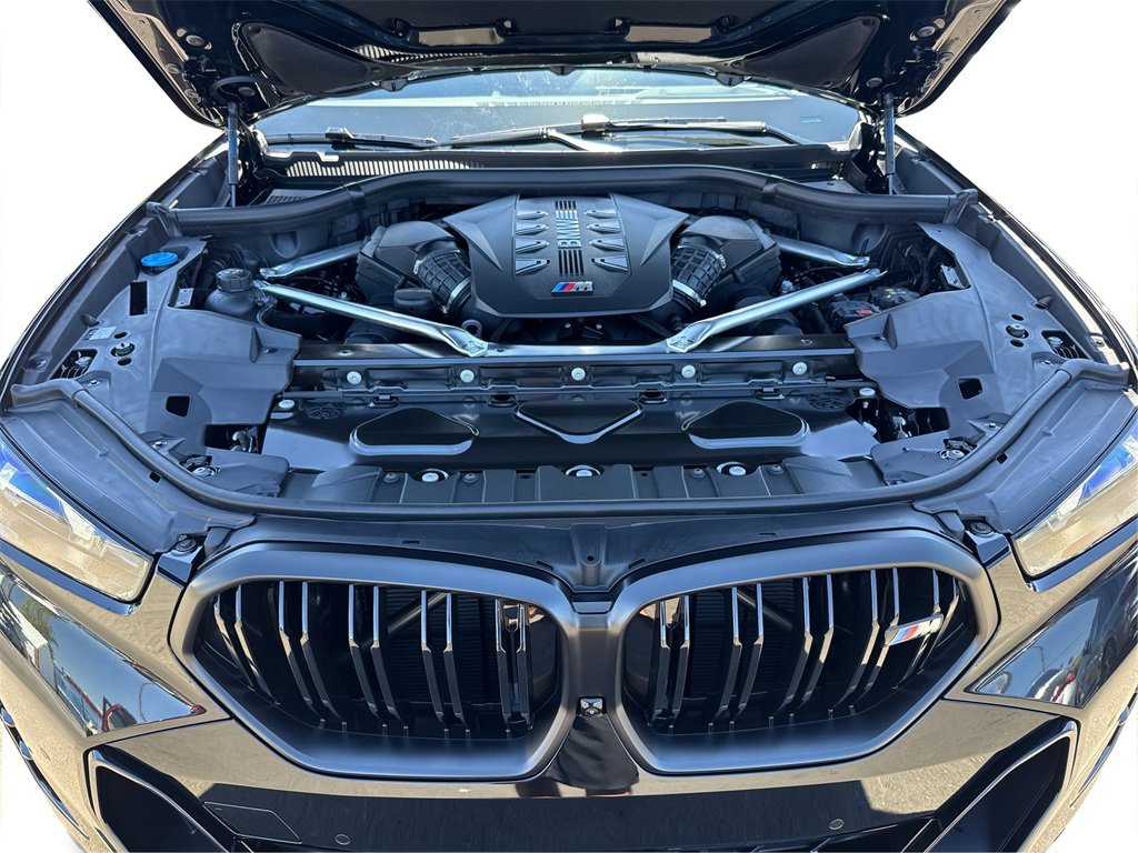 New 2026 BMW X6 M60i w/ Parking Assistance Package image 11