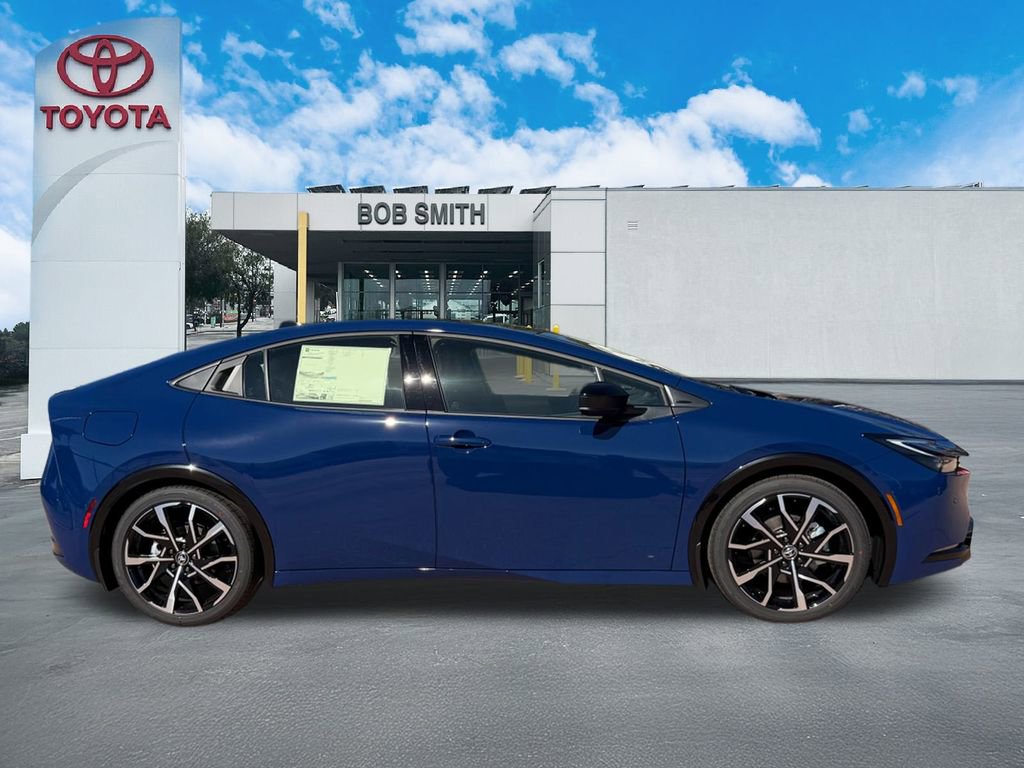 New 2026 Toyota Prius Plug-In Hybrid FWD image 4