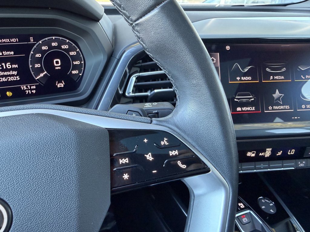 Used 2024 Audi Q4 e-tron Premium w/ Convenience Package image 27