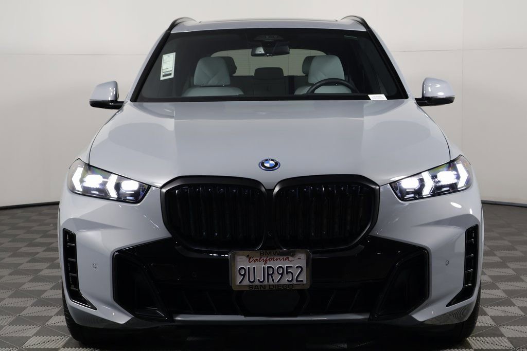 Used 2026 BMW X5 xDrive50e w/ Executive Package image 2
