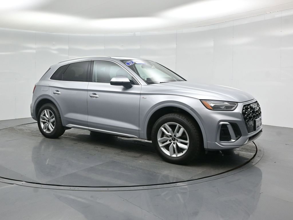 Used 2023 Audi Q5 2.0T Premium w/ Convenience Package image 26
