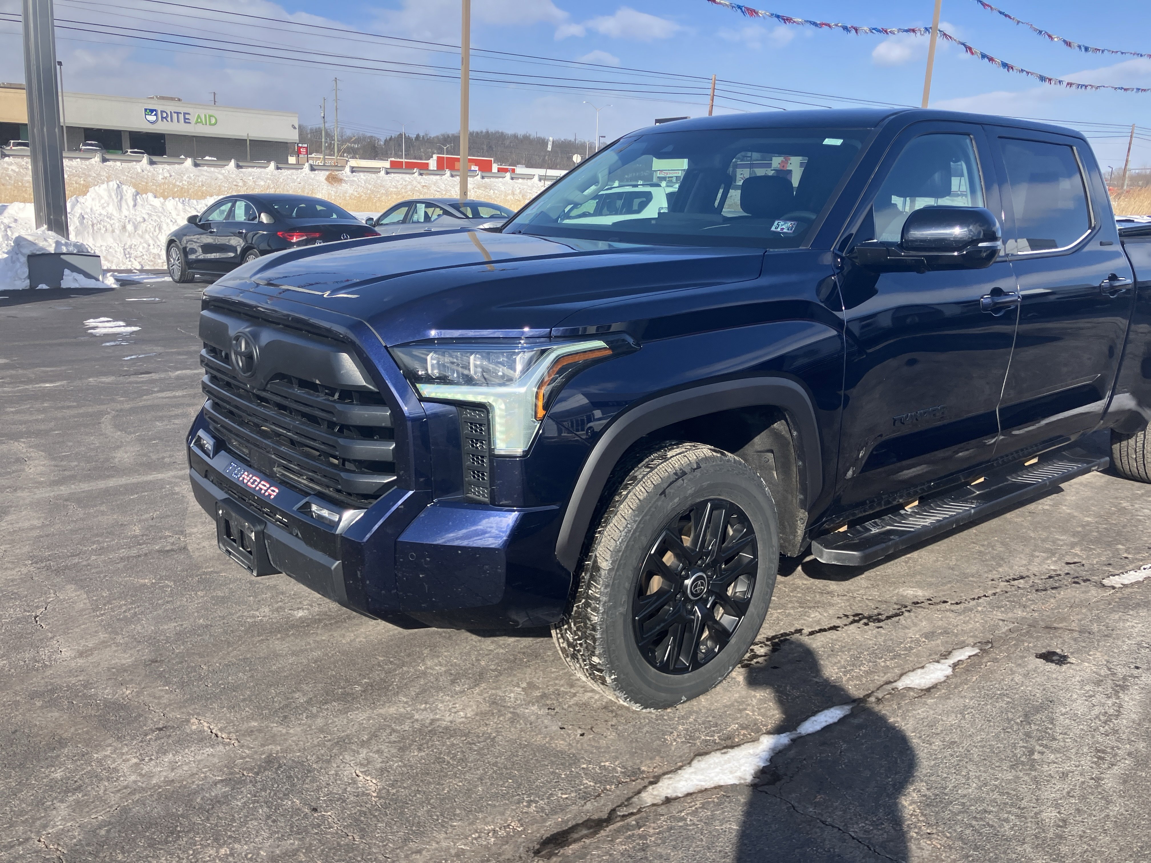 Used 2024 Toyota Tundra Limited image 8