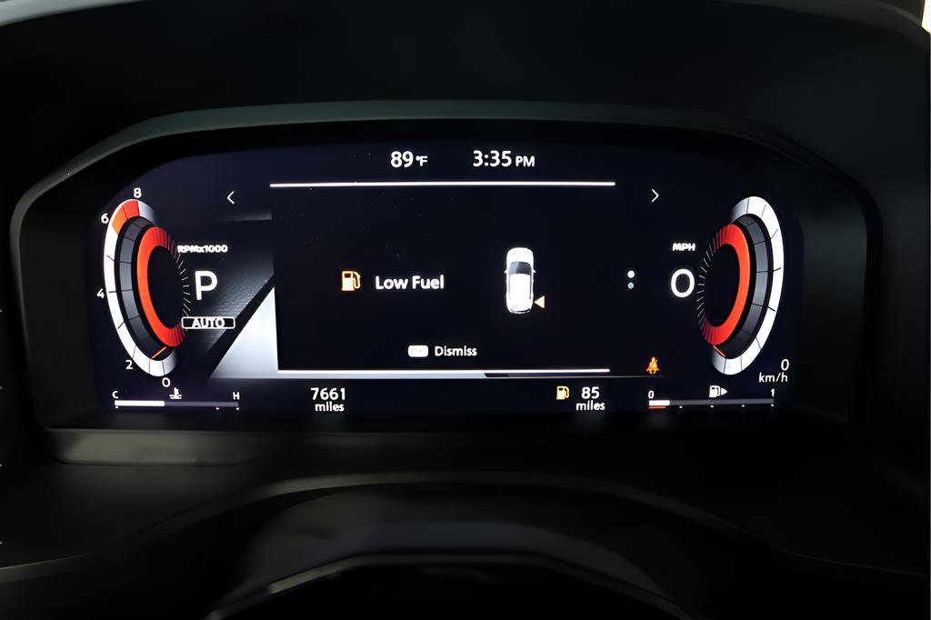 Used 2025 Nissan Rogue SL w/ Tech Package image 17