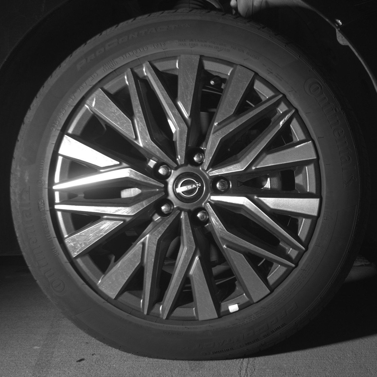 Used 2025 Nissan Altima 2.5 SV image 13