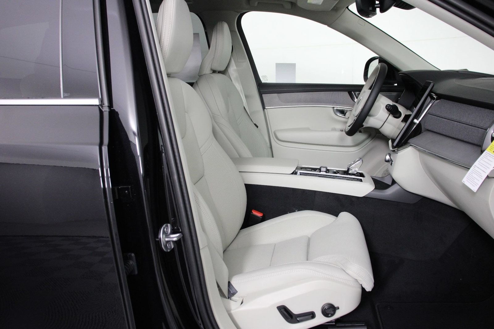 New 2026 Volvo XC90 B6 Ultra AWD/4WD image 10