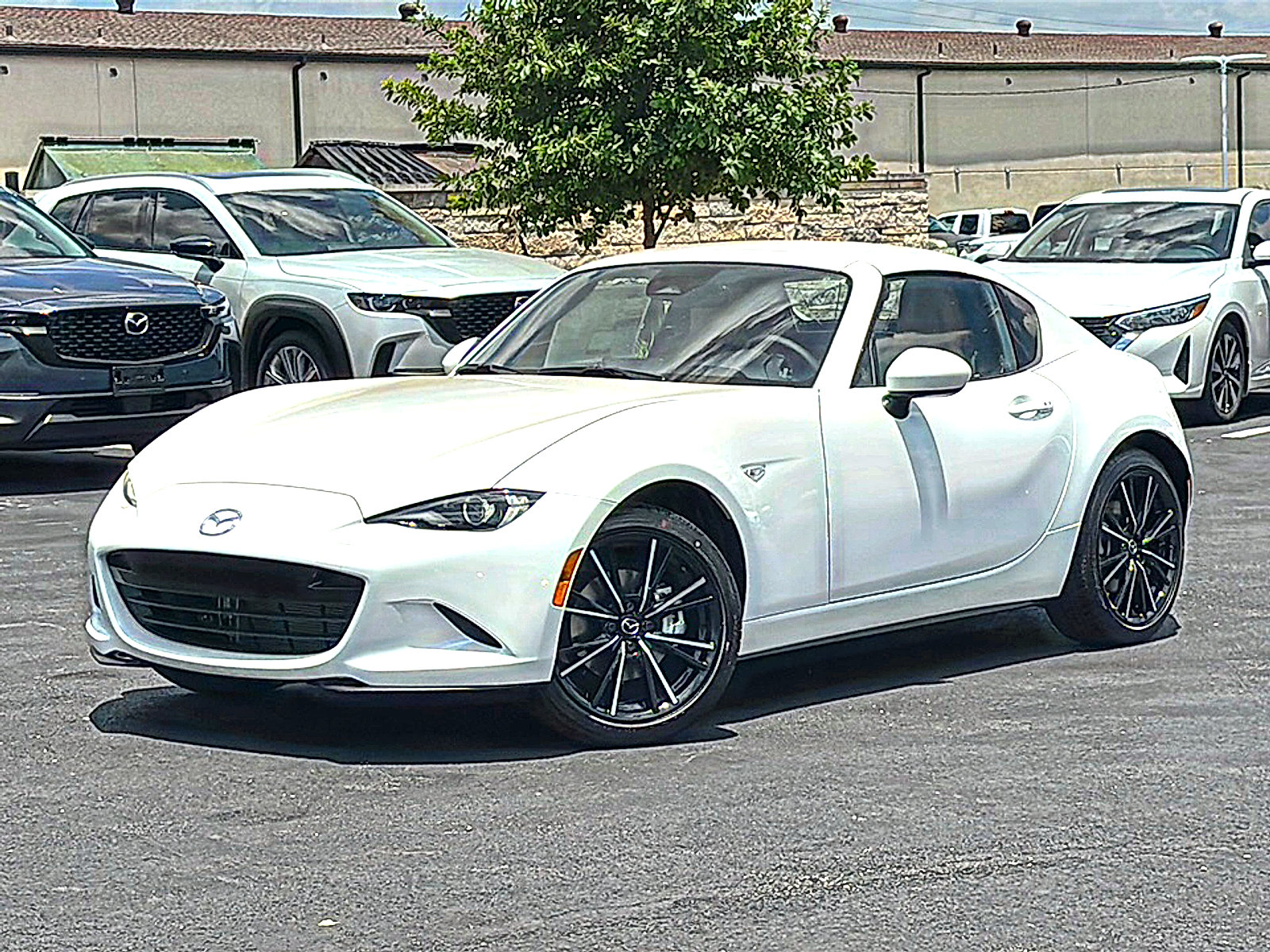 New 2026 MAZDA MX-5 Miata RF Grand Touring RWD image 2