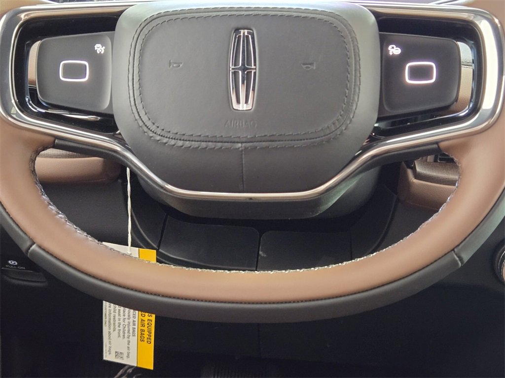 New 2026 Lincoln Navigator L Reserve image 13