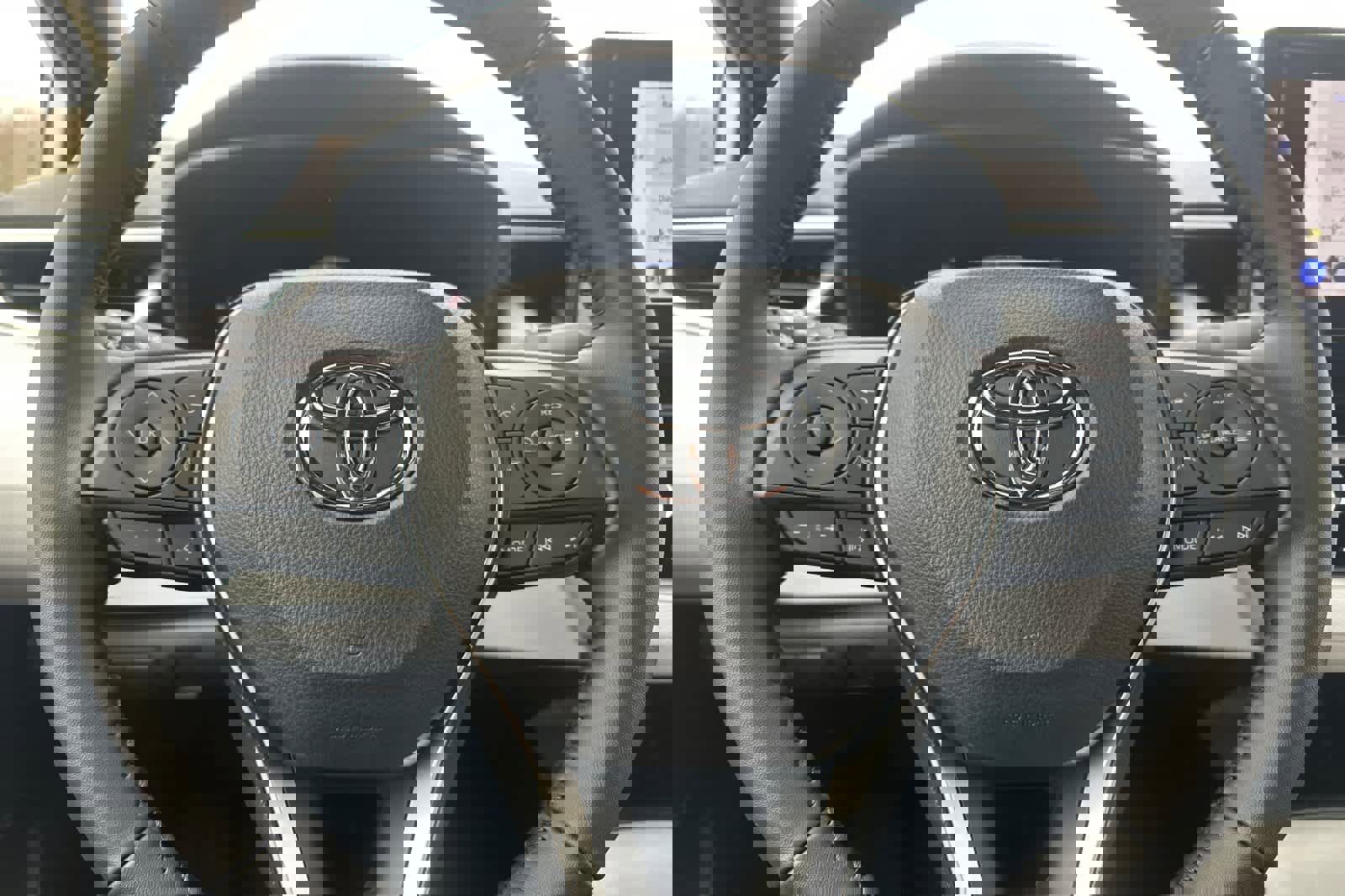 Used 2026 Toyota Corolla SE image 23