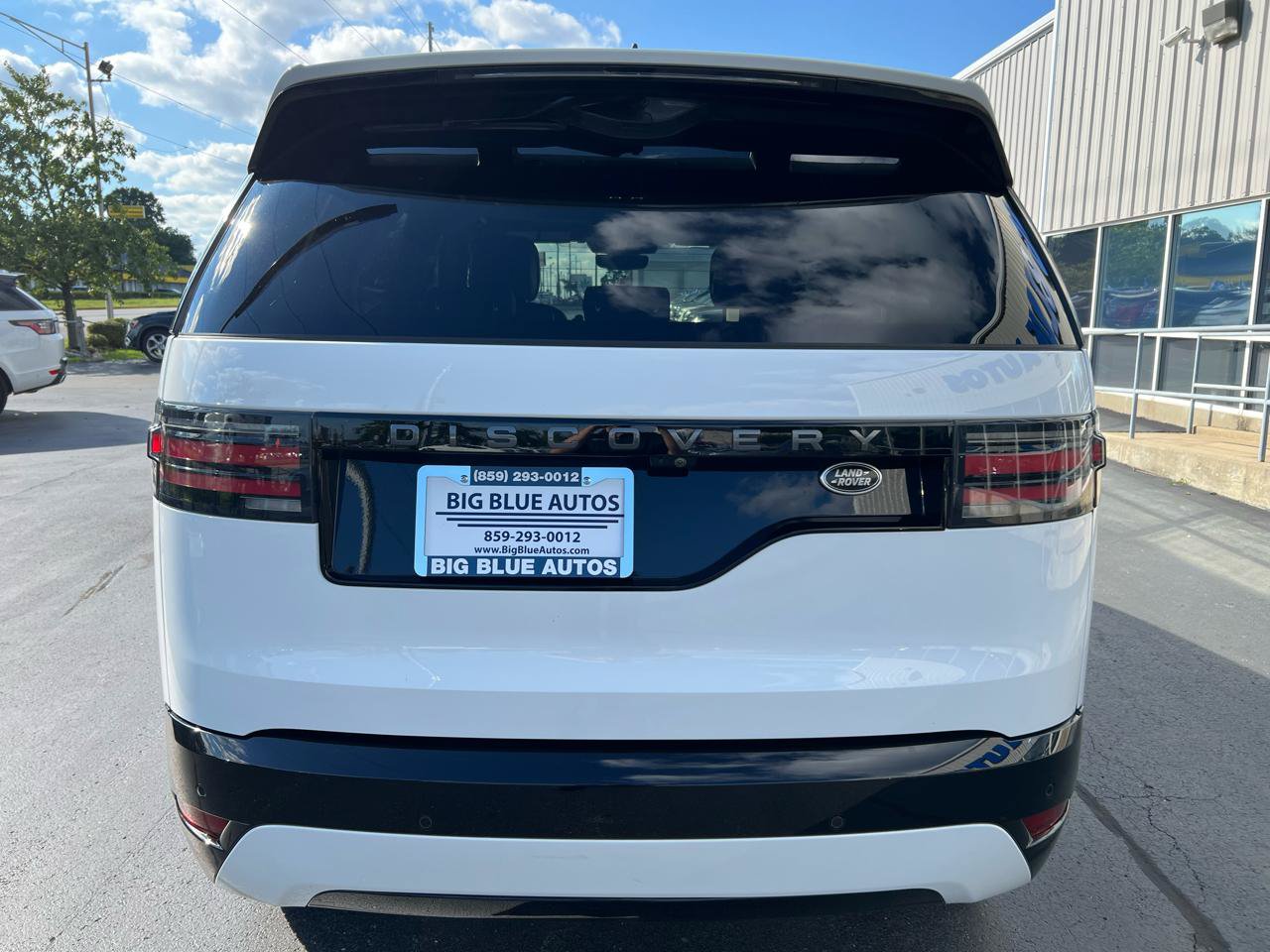 Used 2022 Land Rover Discovery S R-Dynamic AWD/4WD image 4