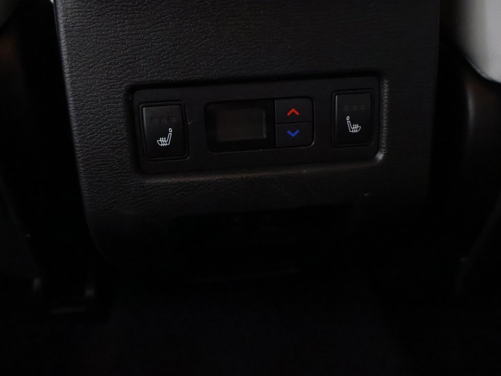 Used 2023 Mitsubishi Outlander SEL image 53