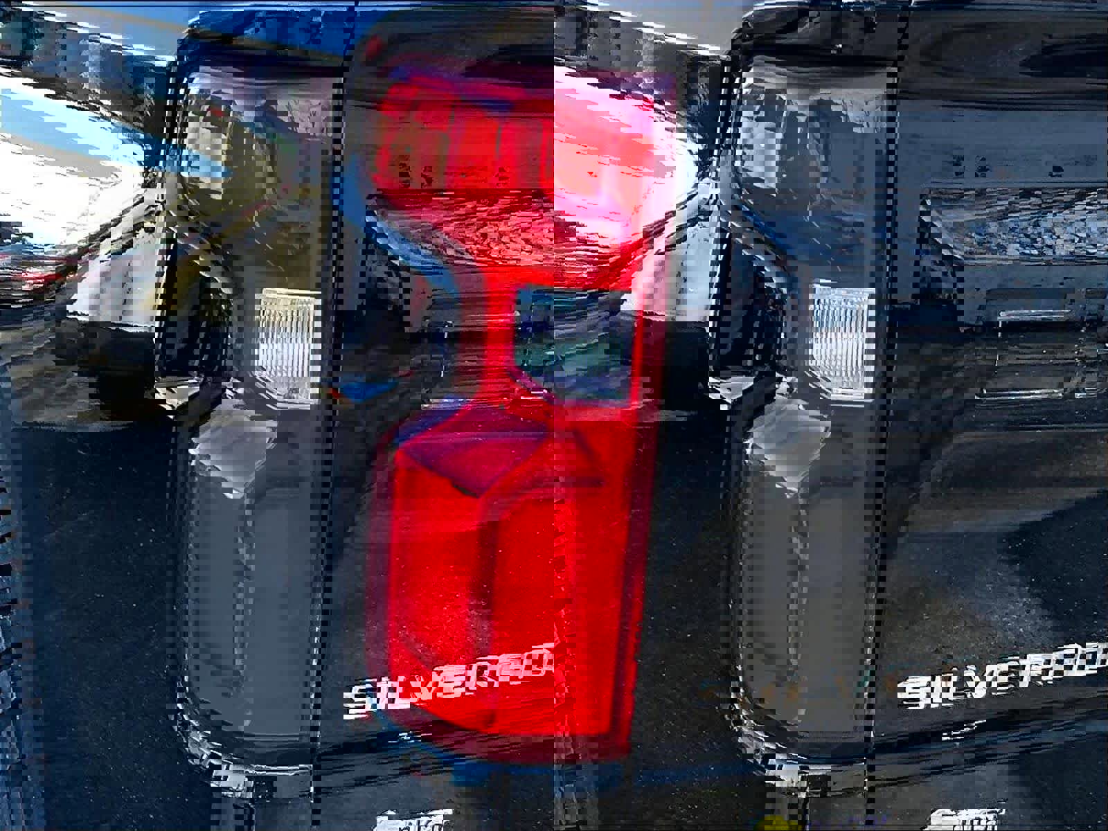 Used 2021 Chevrolet Silverado 1500 Custom image 34