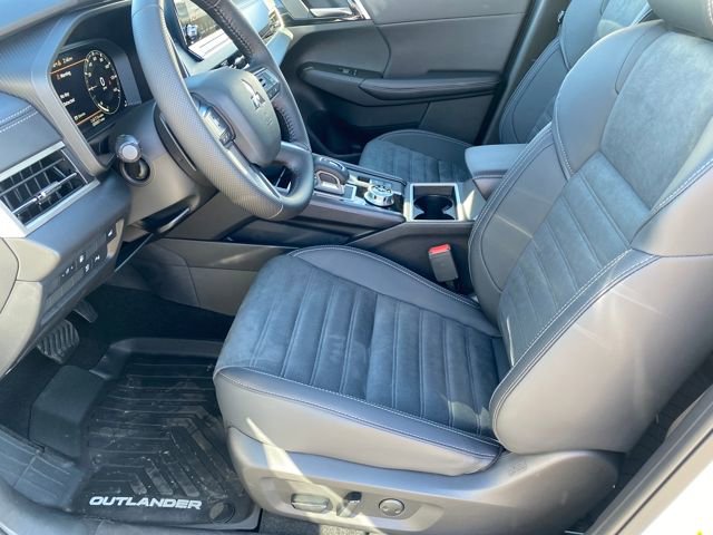 New 2025 Mitsubishi Outlander SE AWD/4WD image 10