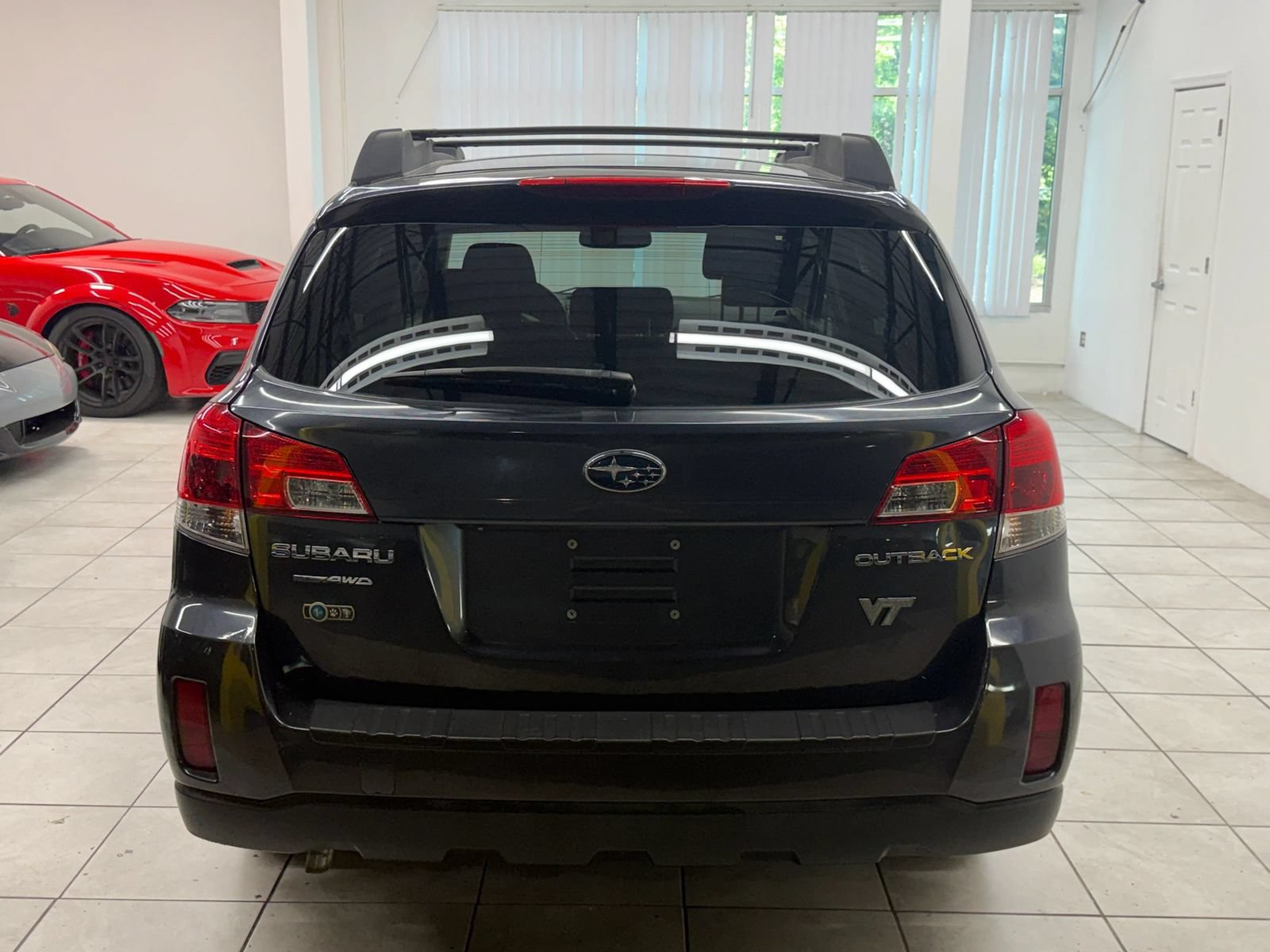 Used 2012 Subaru Outback 2.5i Premium AWD/4WD image 6