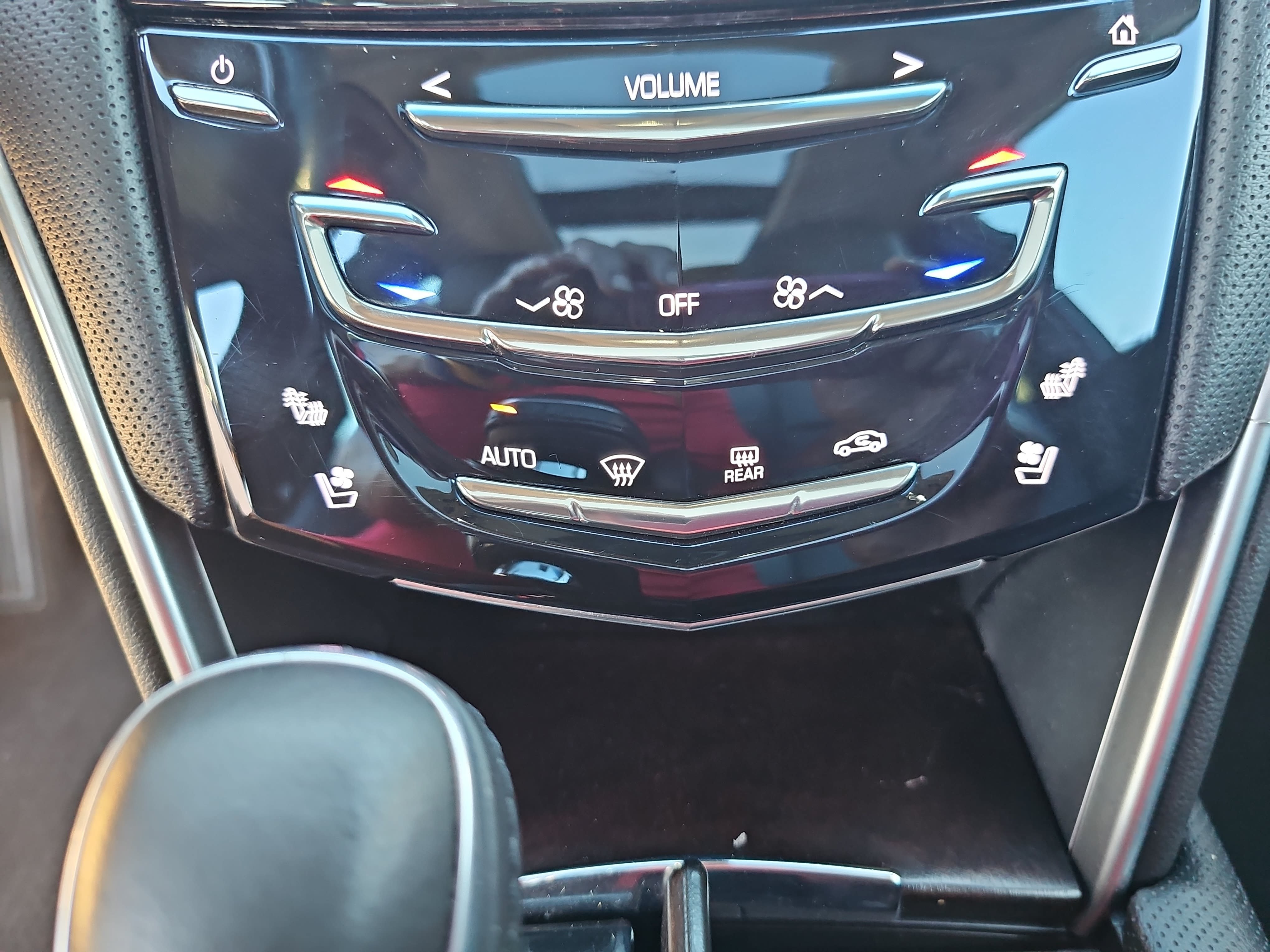Used 2019 Cadillac XTS Luxury w/ Driver Awareness Package FWD image 21