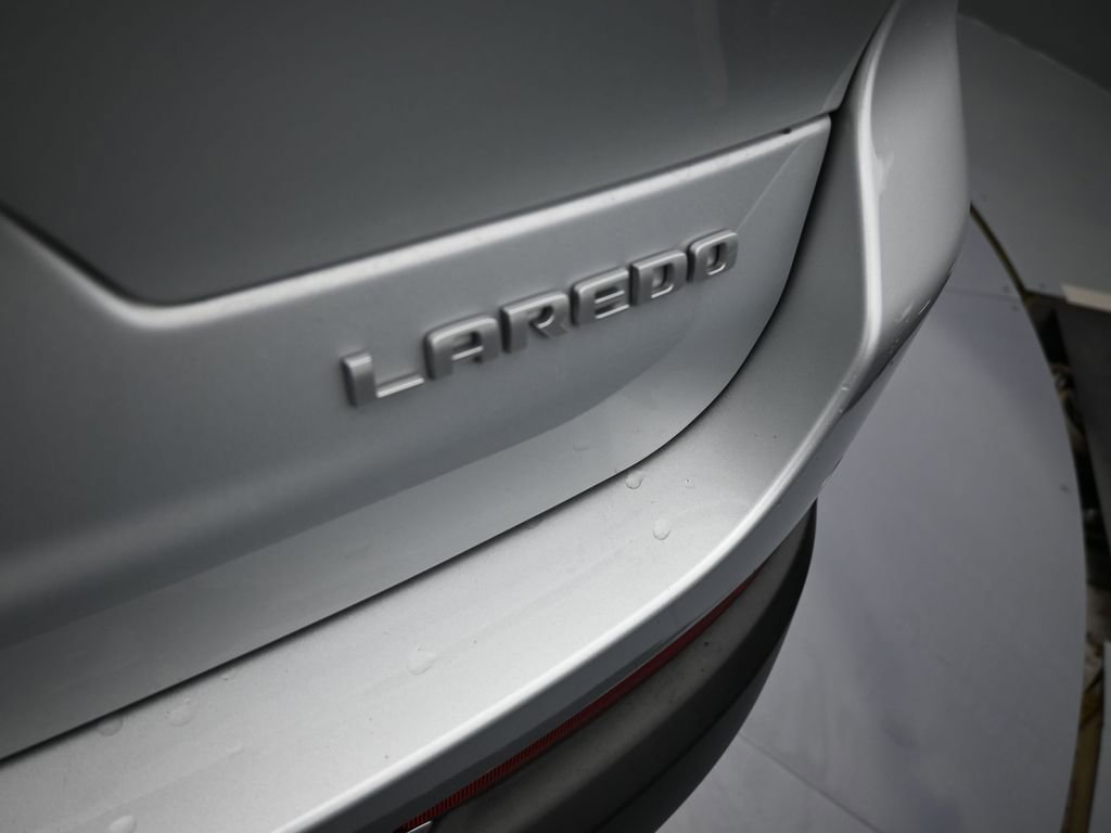 Used 2024 Jeep Grand Cherokee L Laredo w/ Luxury Tech Group I image 40