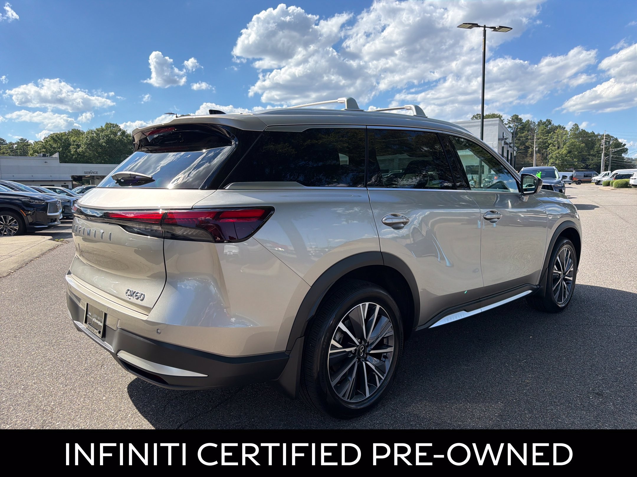 Certified 2026 INFINITI QX60 Luxe w/ Family Package FWD image 12