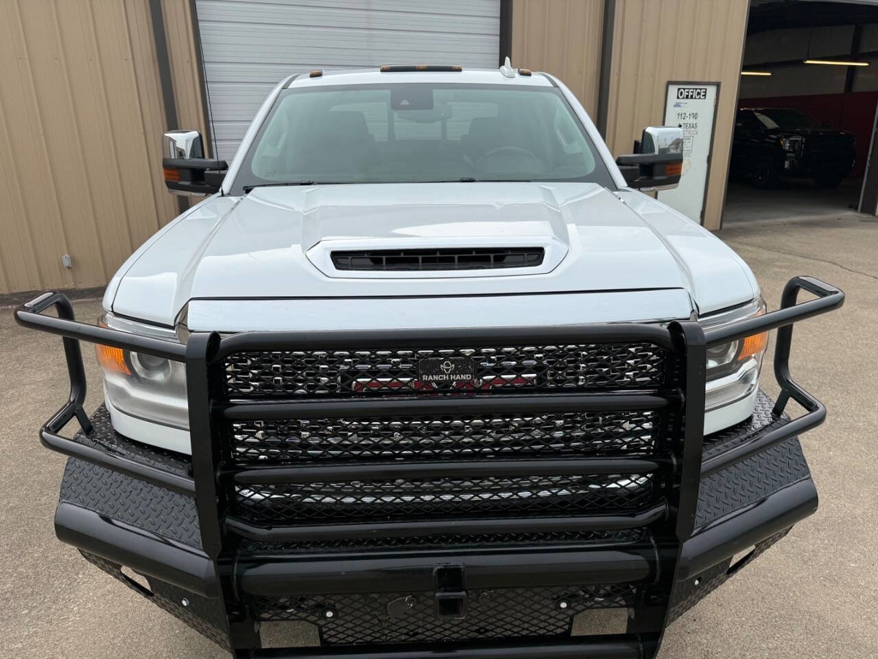 Used 2019 GMC Sierra 2500 Denali w/ Duramax Plus Package AWD/4WD image 12