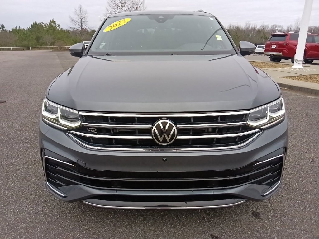 Used 2023 Volkswagen Tiguan SEL R-Line image 8