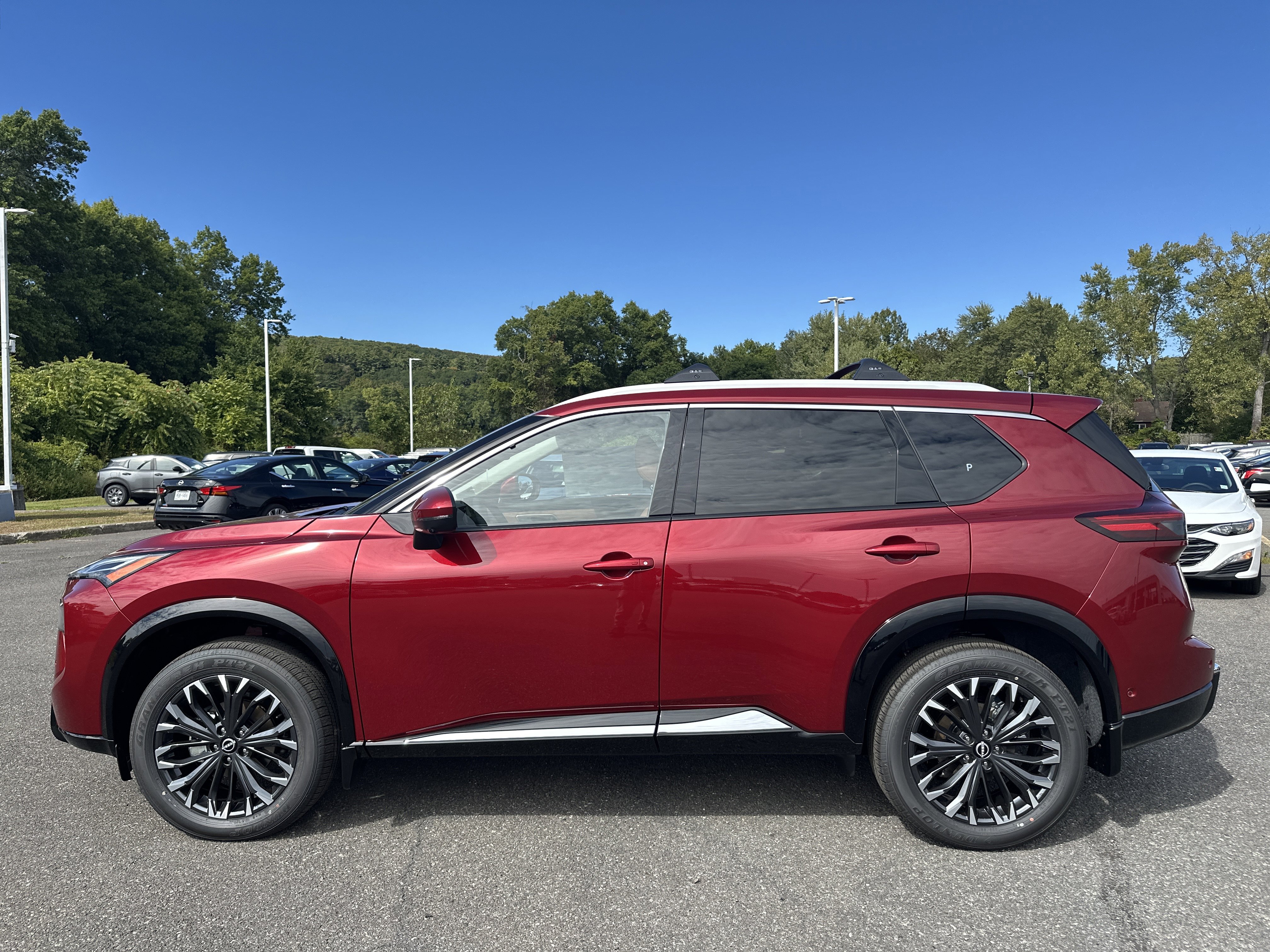 New 2026 Nissan Rogue Platinum w/ Platinum Premium Package image 8
