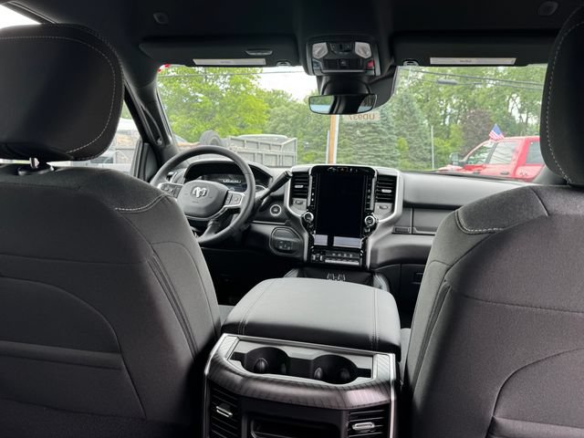 New 2026 RAM 2500 Big Horn AWD/4WD image 31