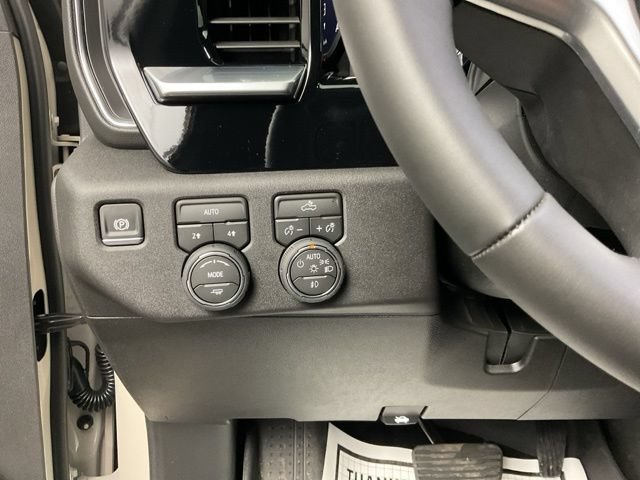 New 2026 Chevrolet Silverado 1500 RST w/ LPO, Dark Essentials Package AWD/4WD image 13