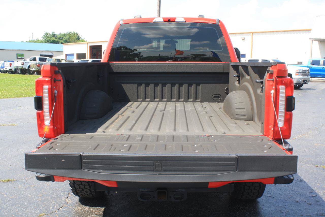 Used 2023 Ford F250 XL w/ STX Appearance Package AWD/4WD image 9
