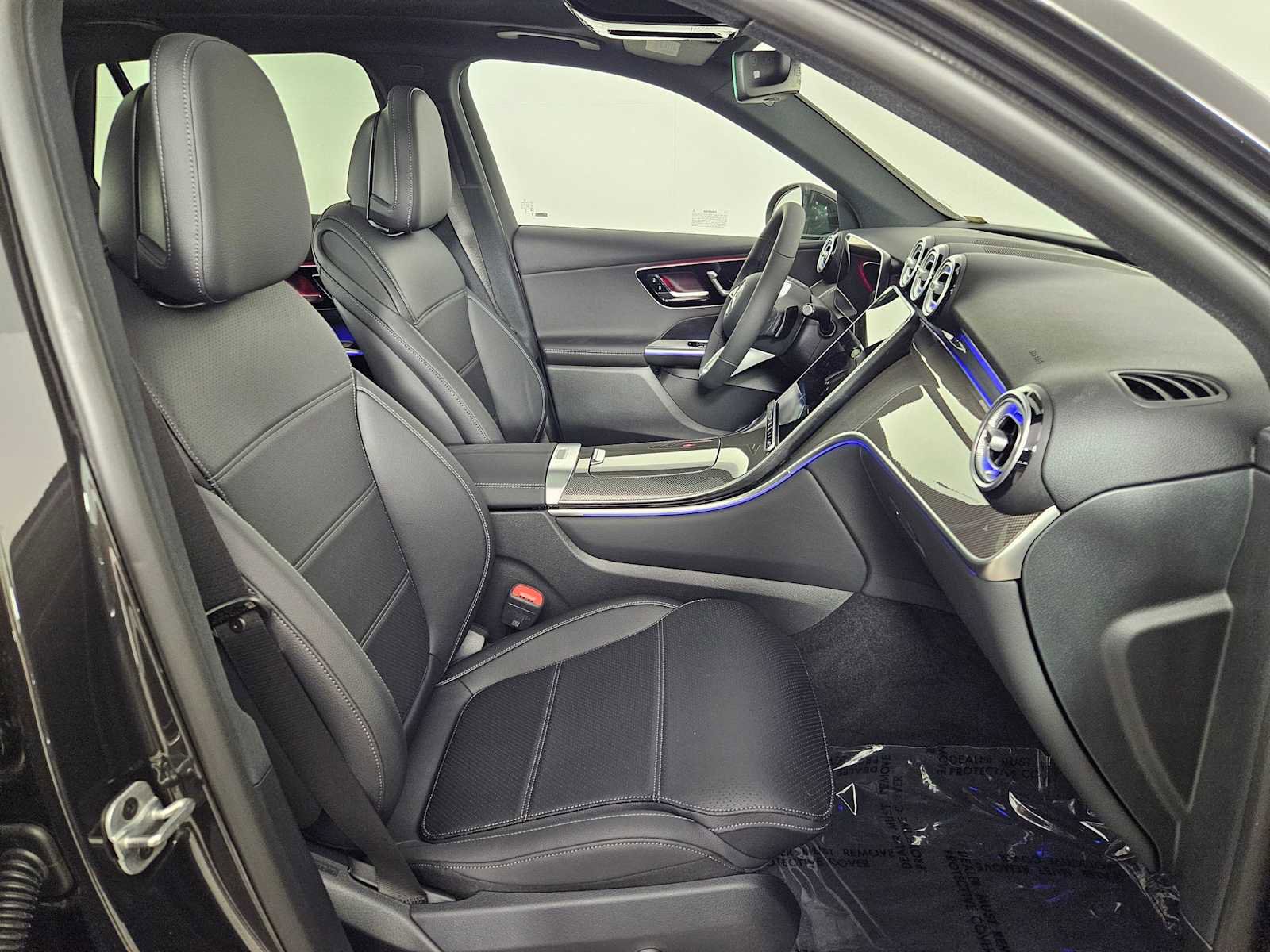 New 2025 Mercedes-Benz GLC 300 4MATIC image 23