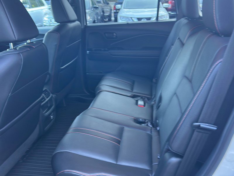 Used 2022 Honda Passport TrailSport image 16