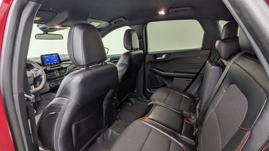 Certified 2024 Ford Escape ST-Line w/ Equipment Group 301A image 33