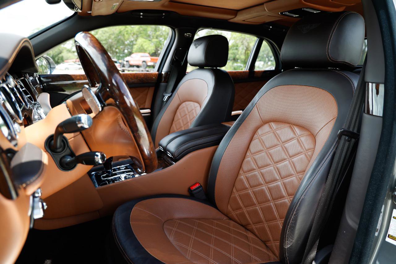 Used 2016 Bentley Mulsanne Speed RWD image 8