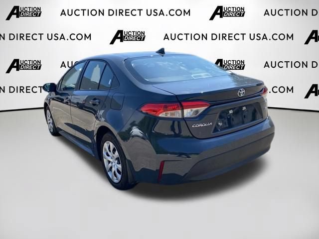 Used 2025 Toyota Corolla LE FWD image 11