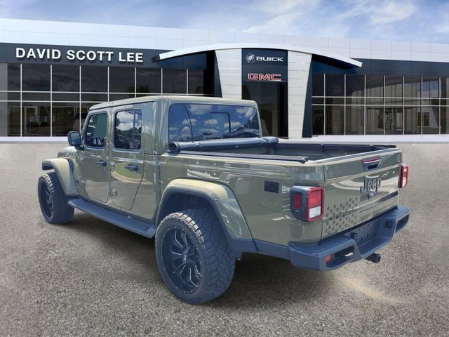 Used 2025 Jeep Gladiator Sport AWD/4WD image 3