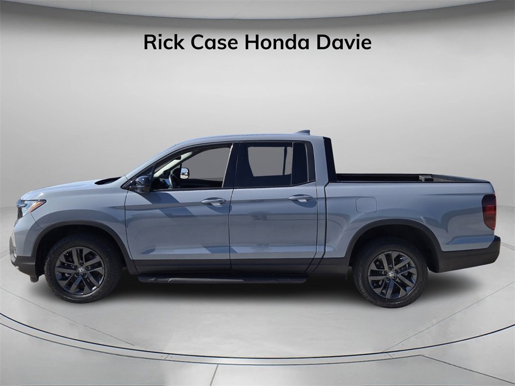 Used 2024 Honda Ridgeline Sport image 4