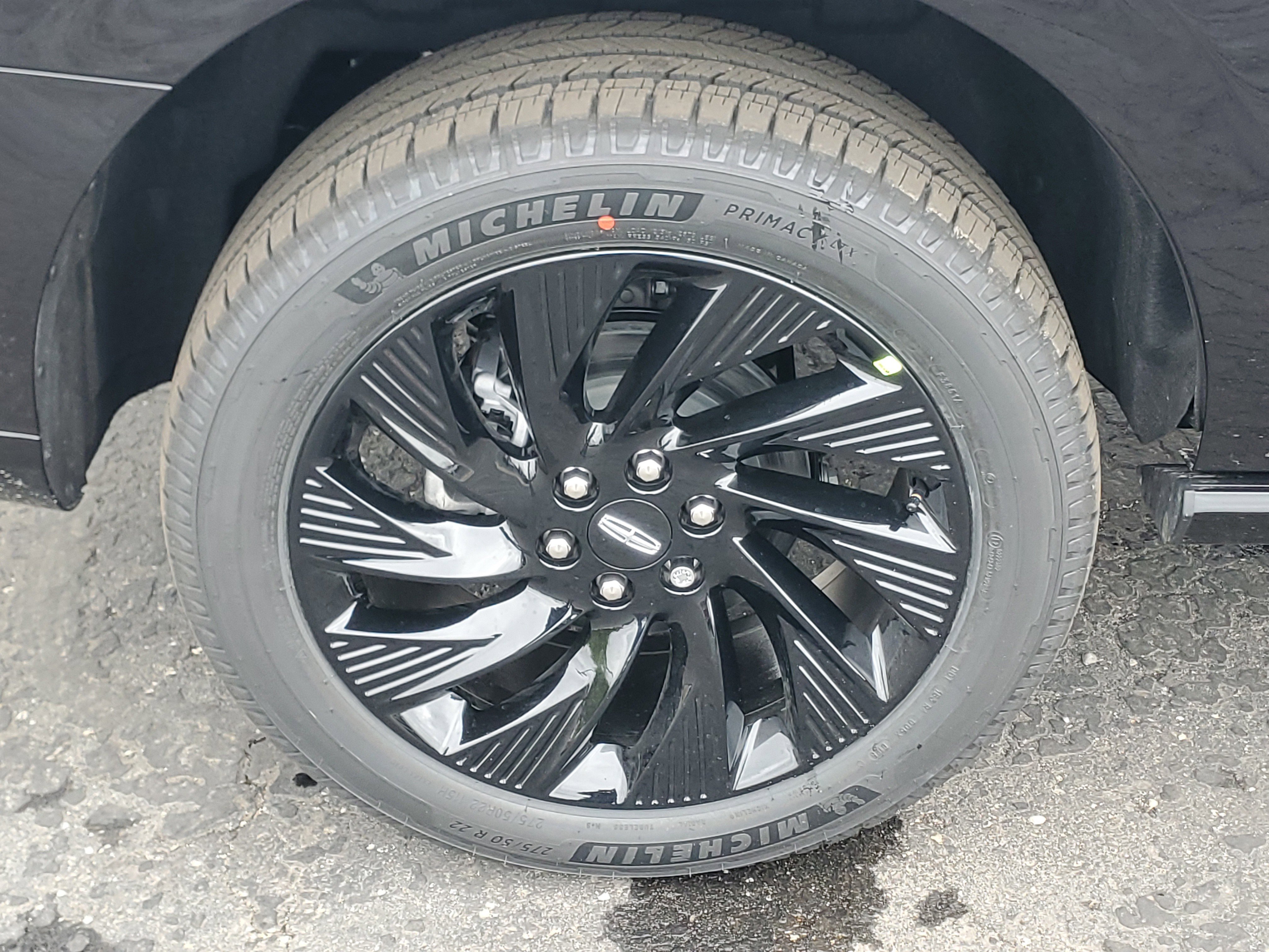 New 2026 Lincoln Navigator Reserve AWD/4WD image 5