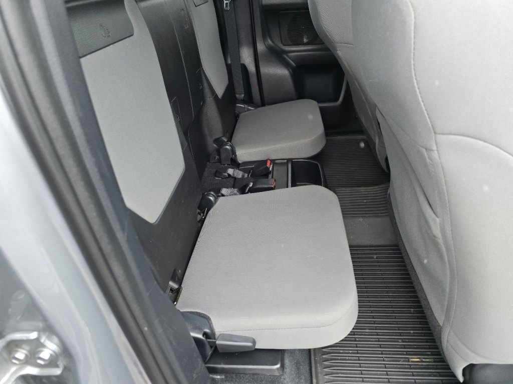 Used 2020 Toyota Tacoma SR w/ SX Package image 14