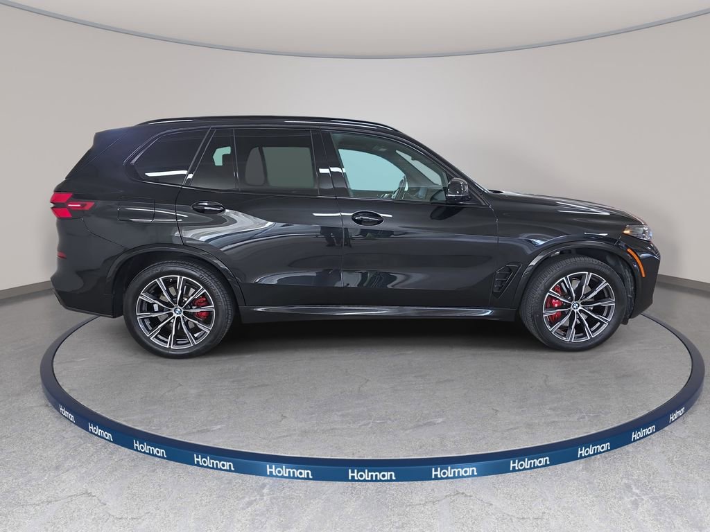 Used 2024 BMW X5 xDrive40i w/ Executive Package image 6