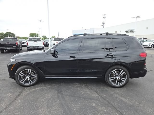 Used 2020 BMW X7 xDrive40i w/ M Sport Package AWD/4WD image 23