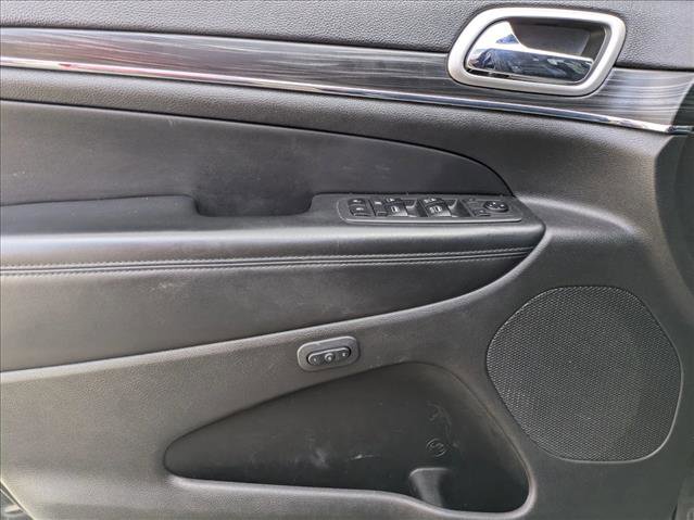 Used 2019 Jeep Grand Cherokee Limited image 11