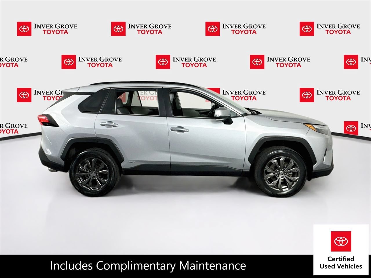 Certified 2024 Toyota RAV4 Limited AWD/4WD image 4