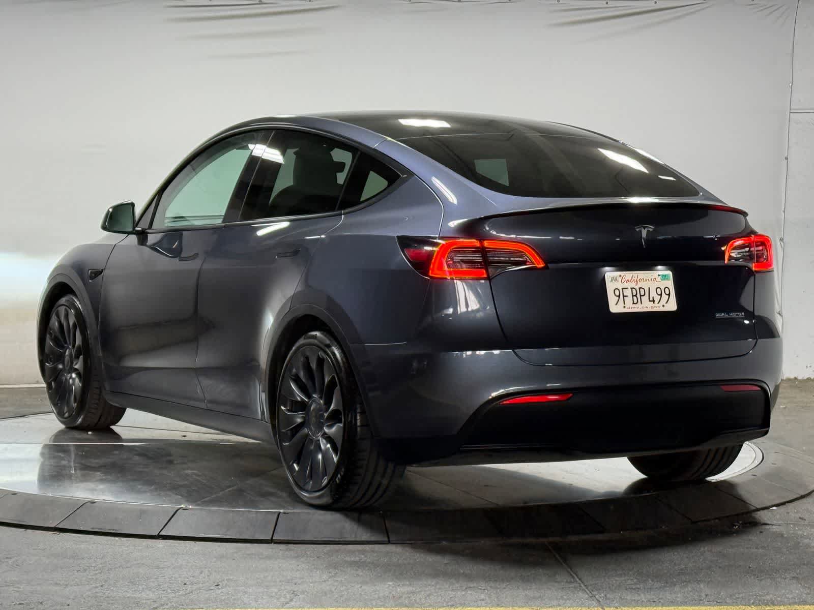 Used 2023 Tesla Model Y Performance AWD/4WD image 2