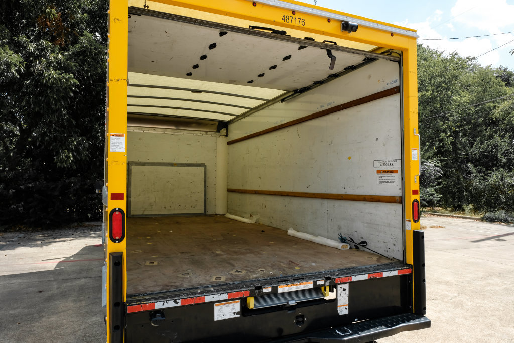 Used 2022 Ford E-350 and Econoline 350 Super Duty RWD image 45