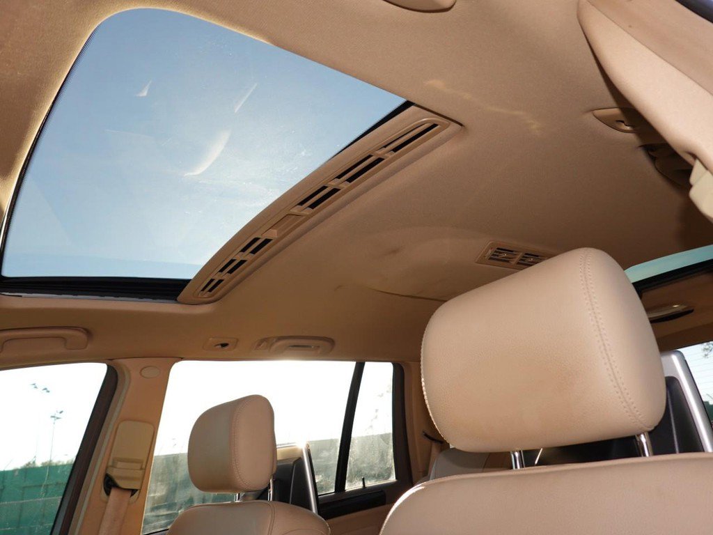 Used 2012 Mercedes-Benz GL 320 BlueTEC 4MATIC image 17